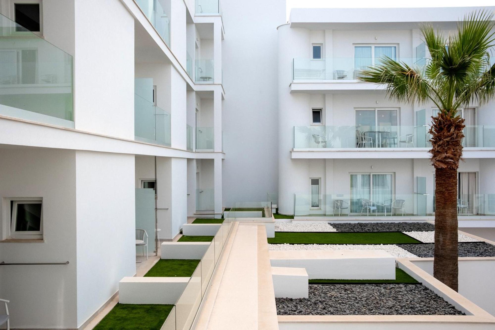 Hotel Capricho Cala Ratjada  Exterior photo